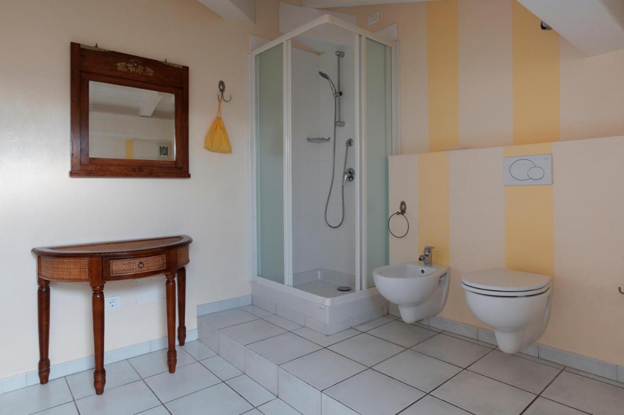 Villa Amelia Rooms Marina di Pietrasanta Bagian luar foto